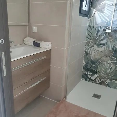 Chene Calme Et Serenite Boulouris Secteur Residentiel Вілла Сен-Рафаель